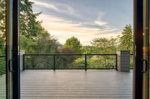 InteriorPhoto for House Plan #348292