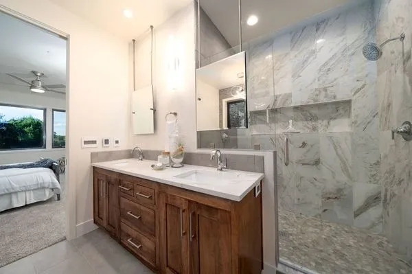 InteriorPhoto for House Plan #348292