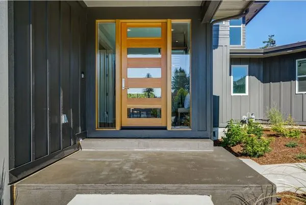 ExteriorPhoto for House Plan #342073