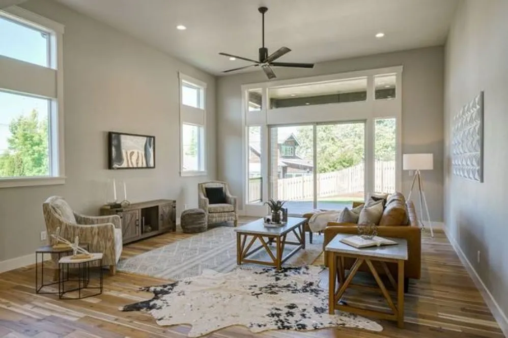 InteriorPhoto for House Plan #342073