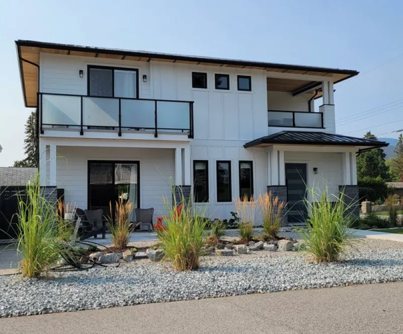 ExteriorPhoto for House Plan #203009