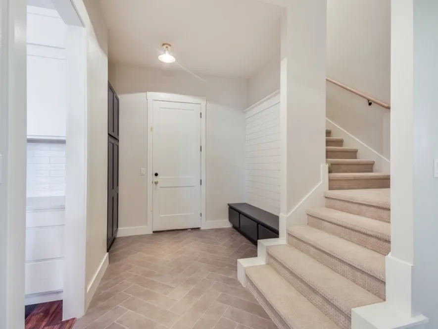 InteriorPhoto for House Plan #301133