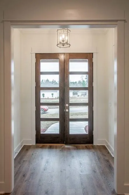 InteriorPhoto for House Plan #302002