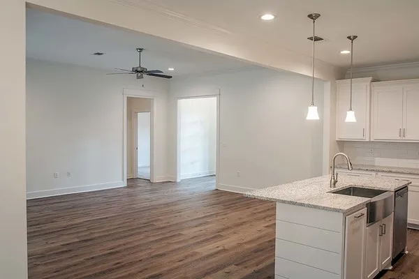 InteriorPhoto for House Plan #302002