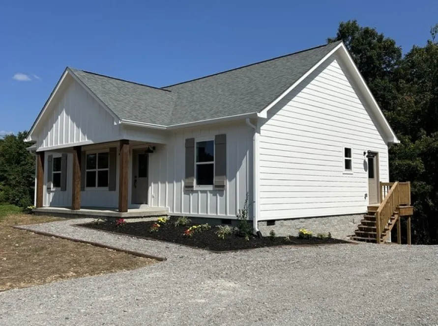 ExteriorPhoto for House Plan #431131