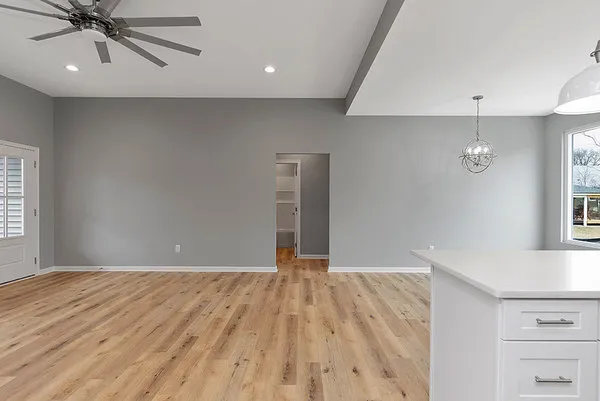 InteriorPhoto for House Plan #306141