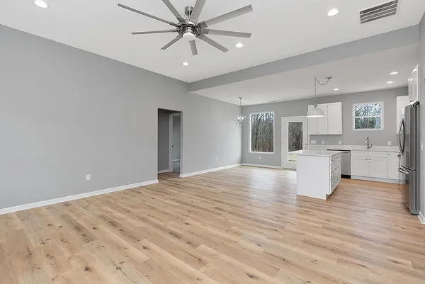 InteriorPhoto for House Plan #306141