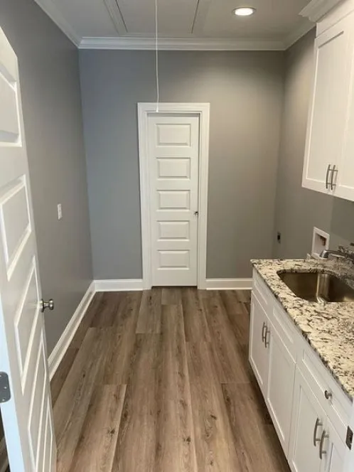 InteriorPhoto for House Plan #900922