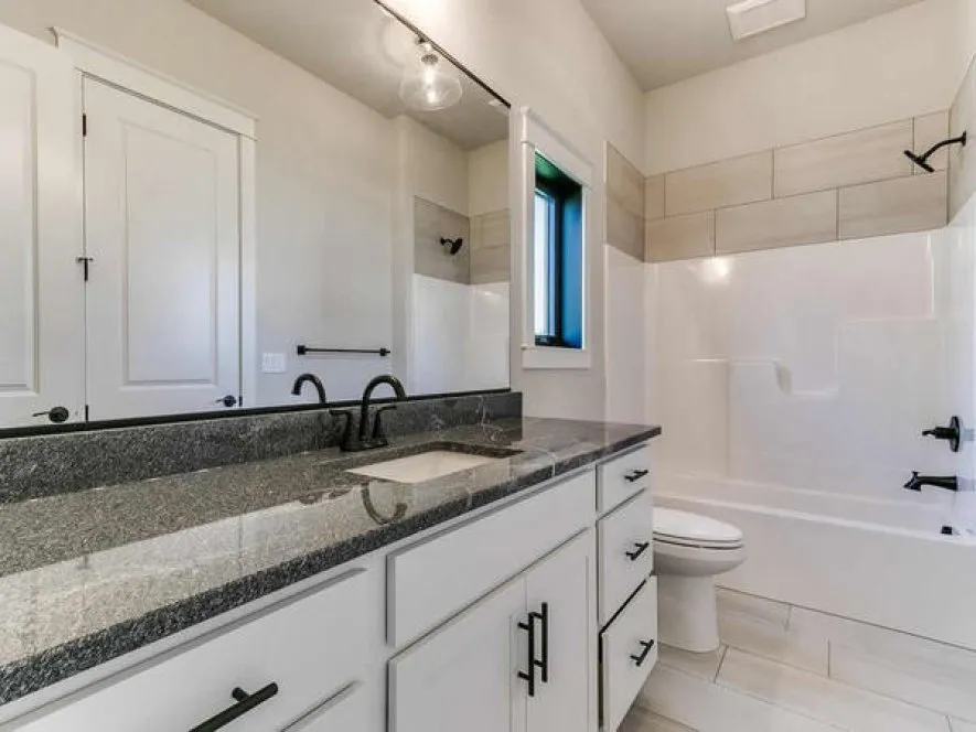 InteriorPhoto for House Plan #152461