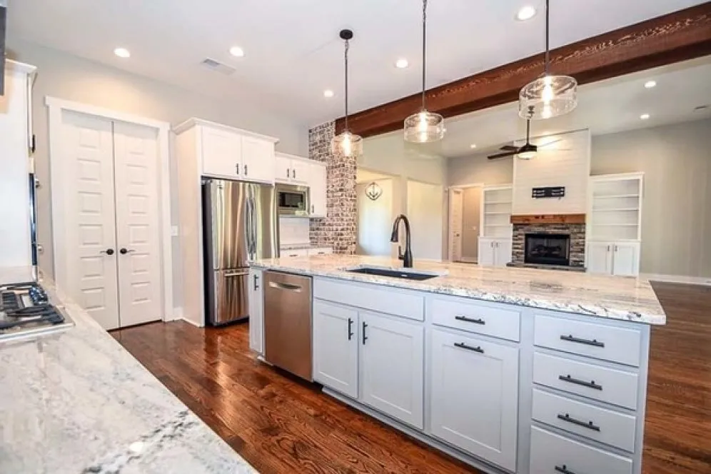 InteriorPhoto for House Plan #309642