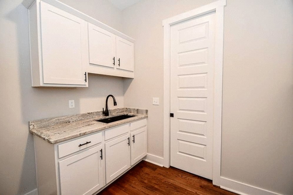 InteriorPhoto for House Plan #309642