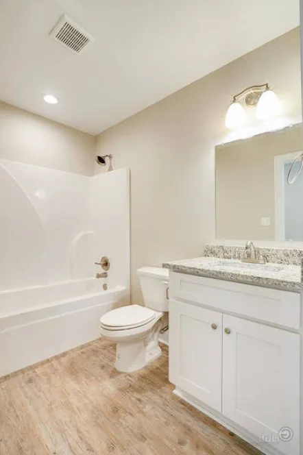 InteriorPhoto for House Plan #302921