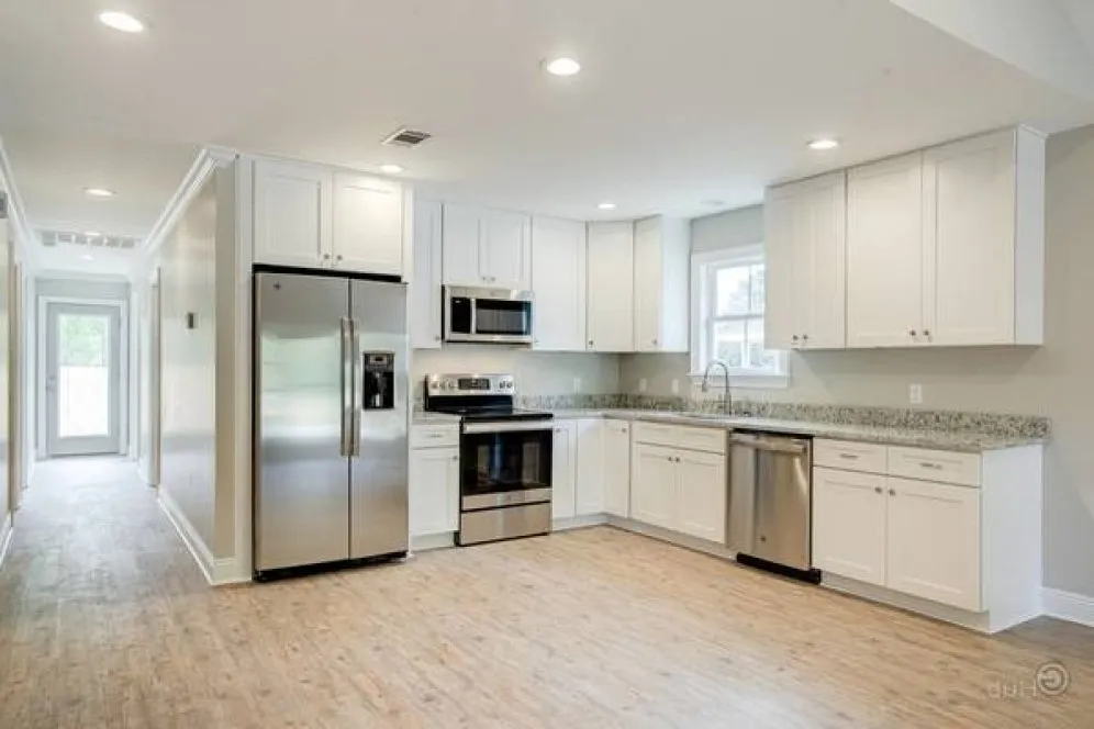 InteriorPhoto for House Plan #302921