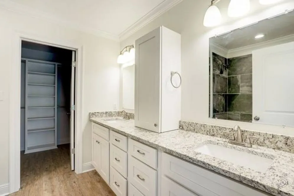 InteriorPhoto for House Plan #302921