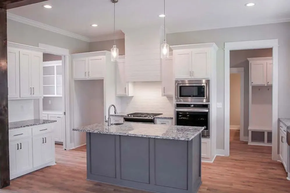 InteriorPhoto for House Plan #305212