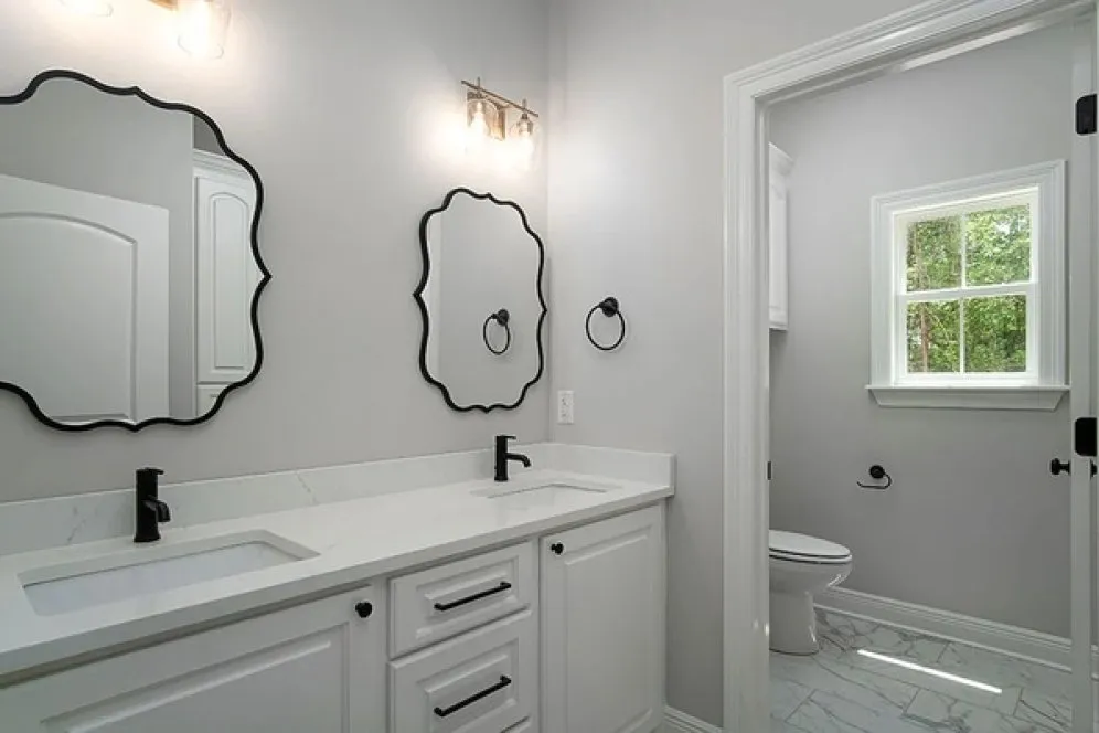 InteriorPhoto for House Plan #302902