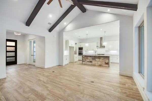 InteriorPhoto for House Plan #304403