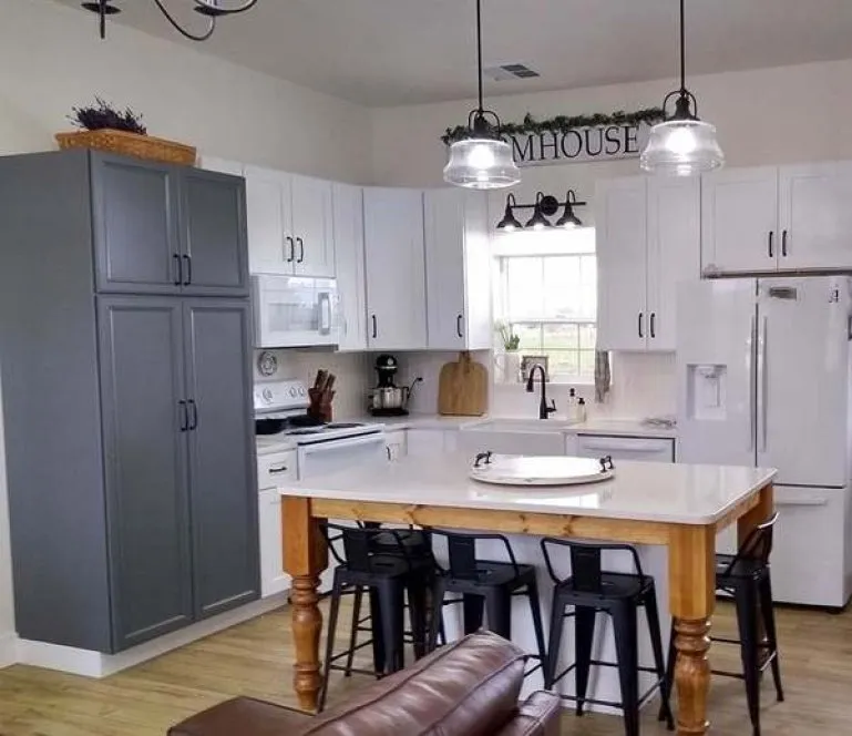 InteriorPhoto for House Plan #435301