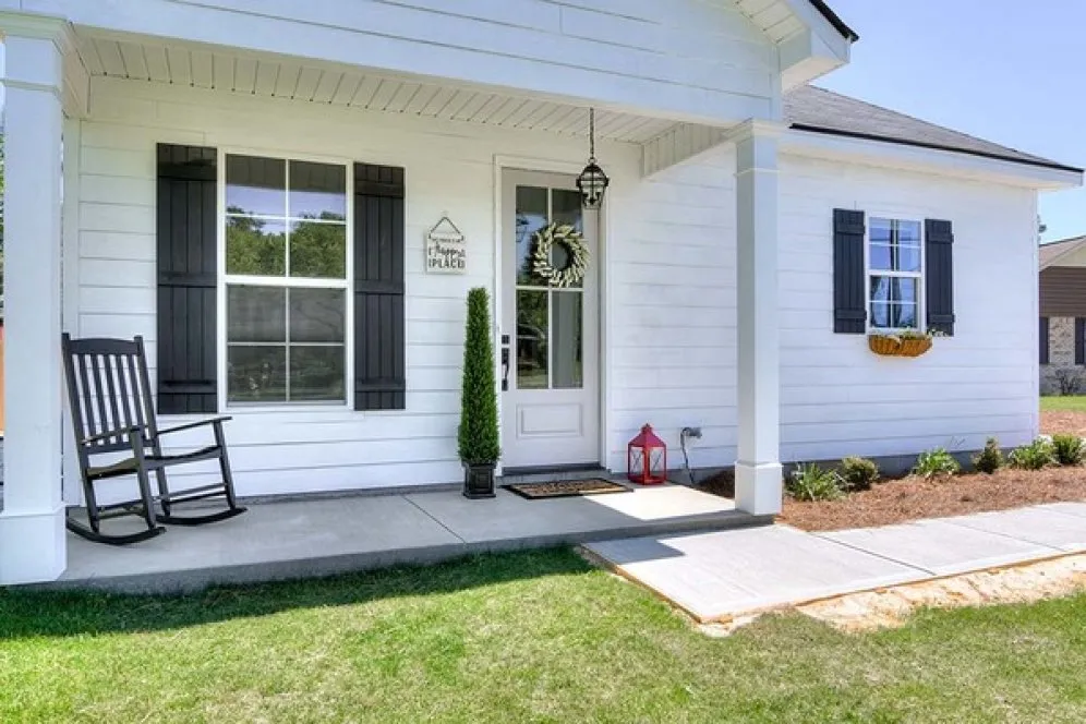 ExteriorPhoto for House Plan #430231