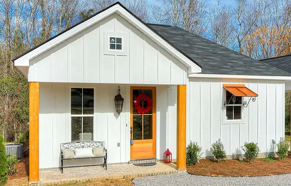 ExteriorPhoto for House Plan #430231