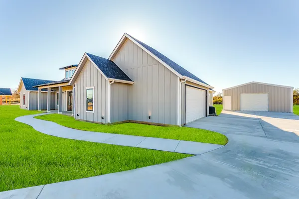 ExteriorPhoto for House Plan #904591