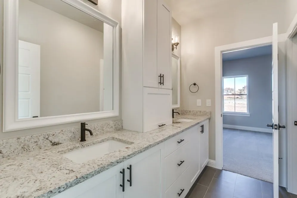 InteriorPhoto for House Plan #904591