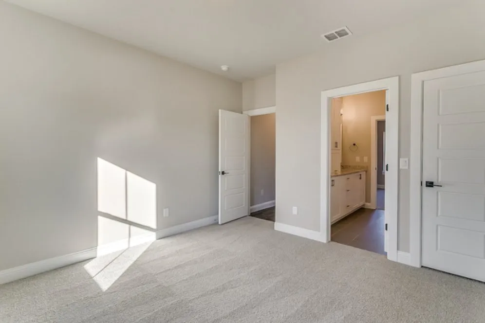 InteriorPhoto for House Plan #904591