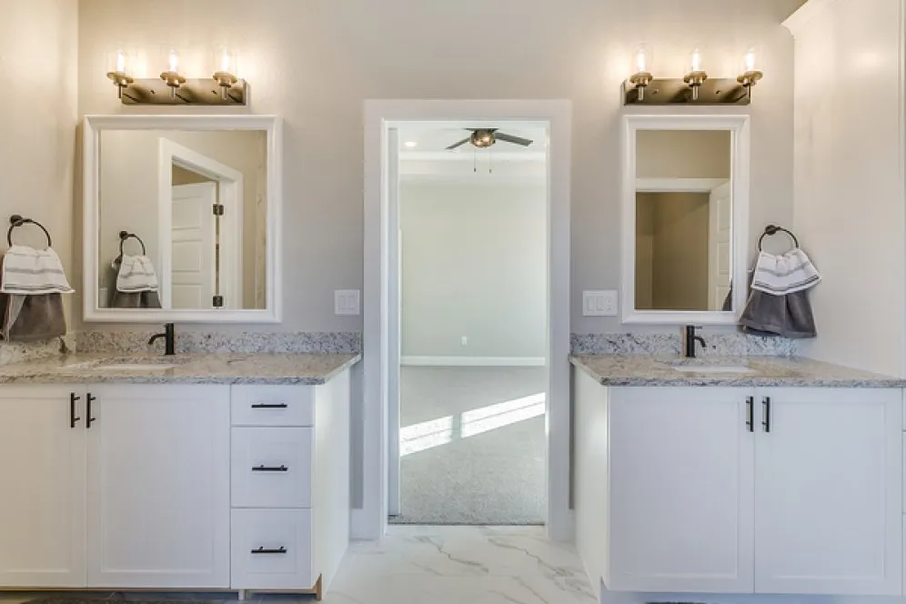 InteriorPhoto for House Plan #904591