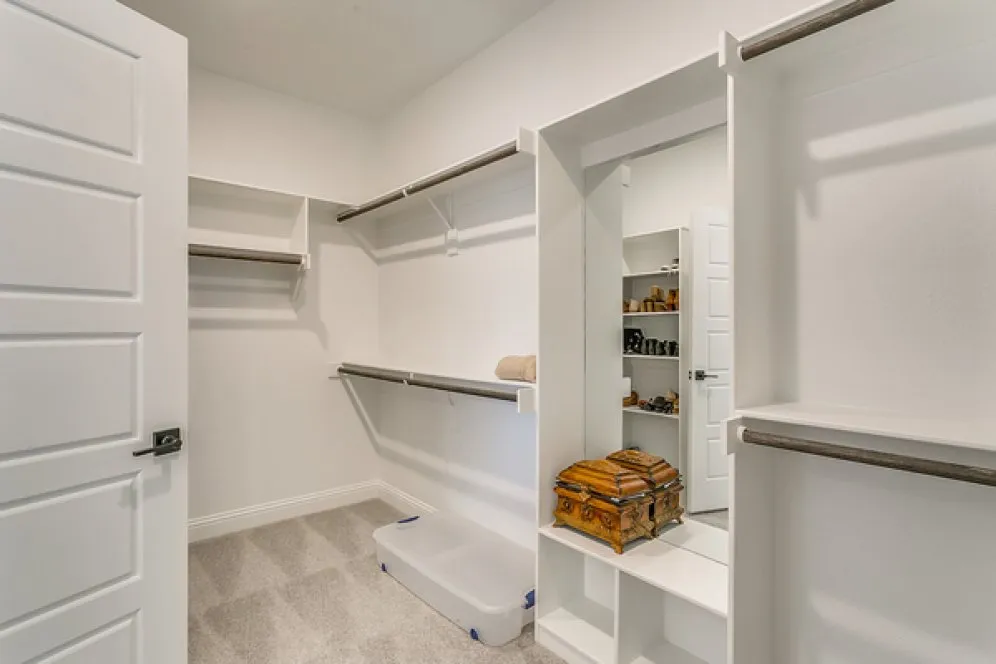 InteriorPhoto for House Plan #904591