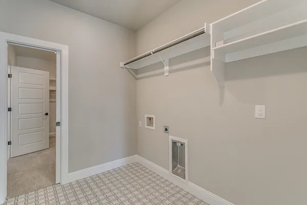 InteriorPhoto for House Plan #904591