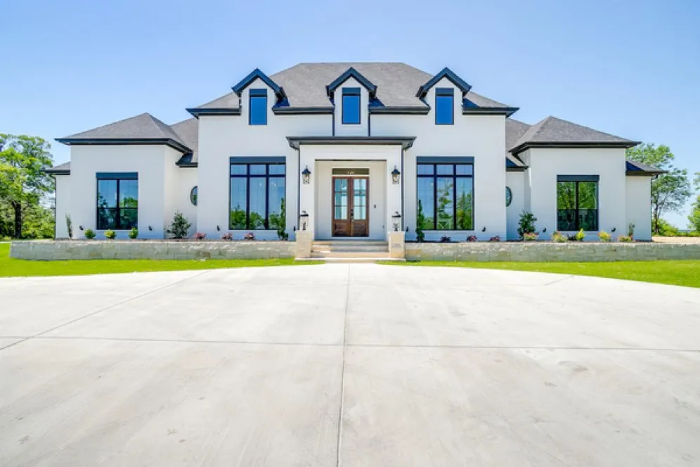 ExteriorPhoto for House Plan #900713