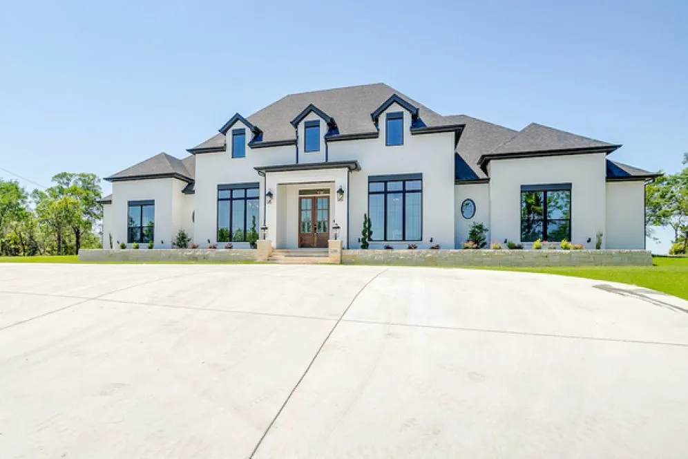 ExteriorPhoto for House Plan #900713