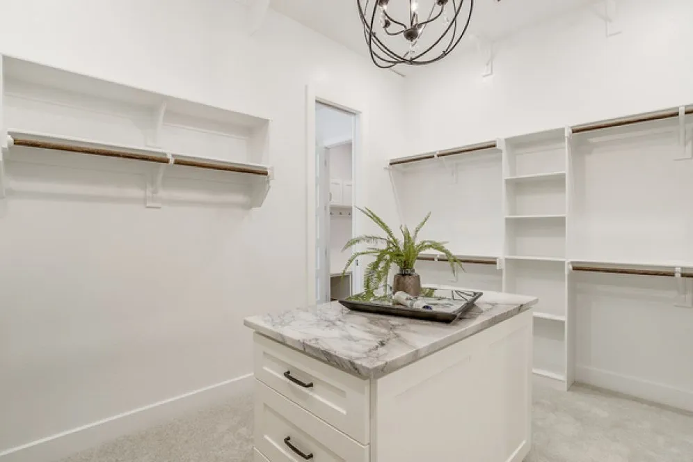 InteriorPhoto for House Plan #900713