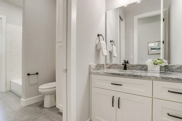 InteriorPhoto for House Plan #900713