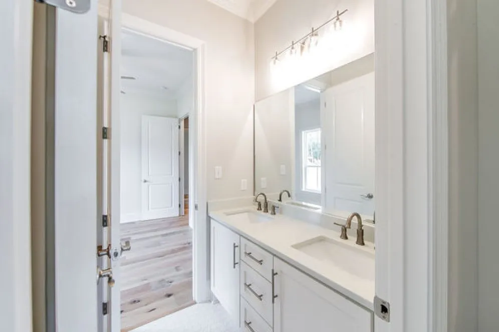 InteriorPhoto for House Plan #900532