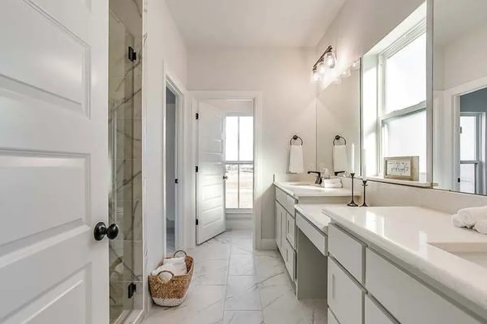 InteriorPhoto for House Plan #300932