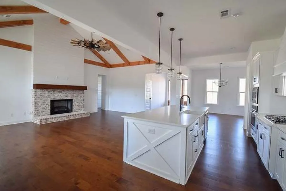 InteriorPhoto for House Plan #300932