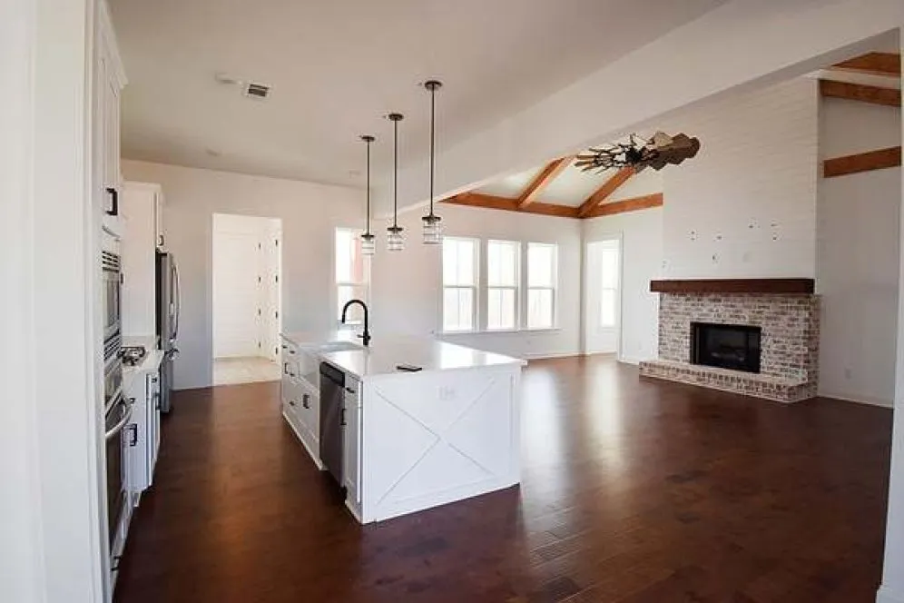 InteriorPhoto for House Plan #300932