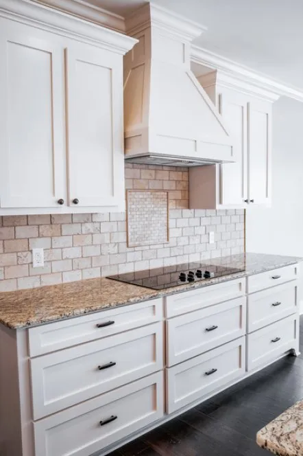 InteriorPhoto for House Plan #303022