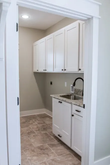 InteriorPhoto for House Plan #303022