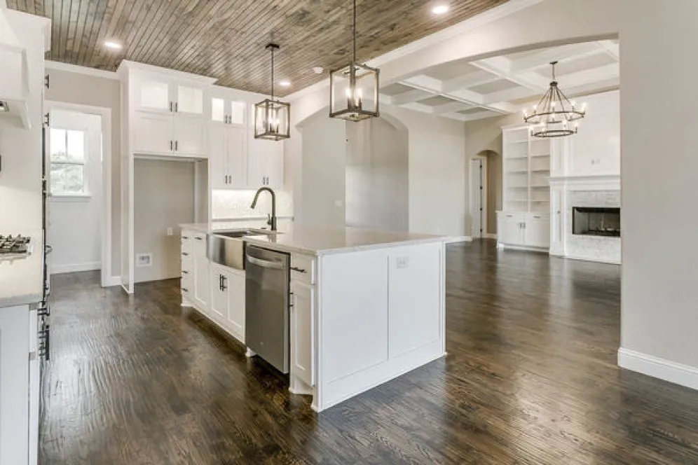 InteriorPhoto for House Plan #906452