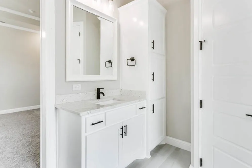 InteriorPhoto for House Plan #906452