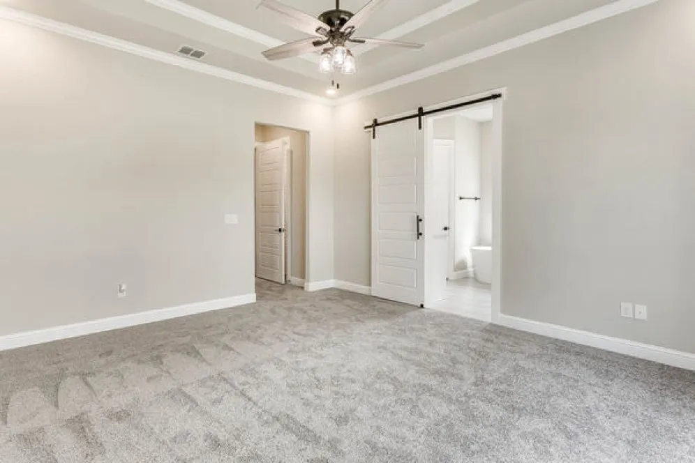 InteriorPhoto for House Plan #906452