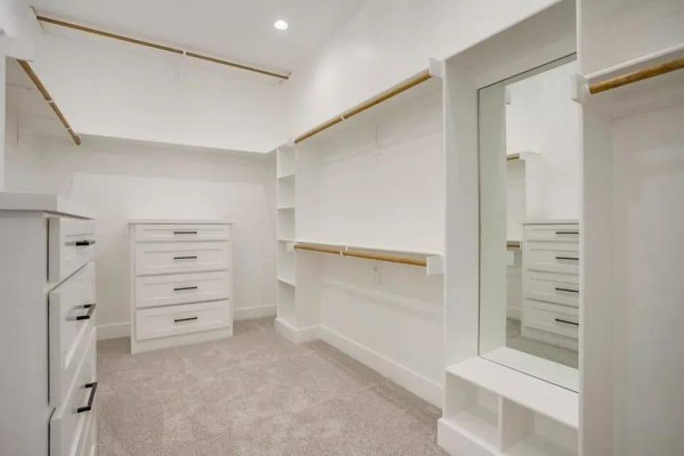 InteriorPhoto for House Plan #904352