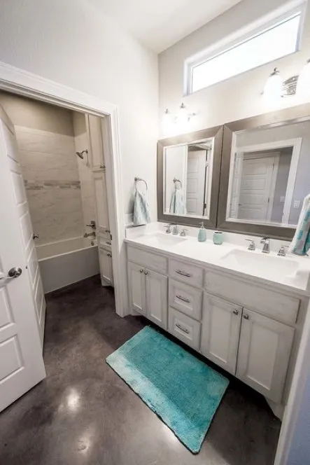 InteriorPhoto for House Plan #157042