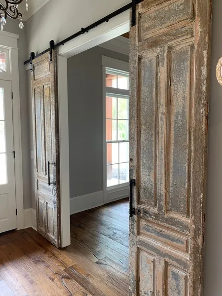 InteriorPhoto for House Plan #903703