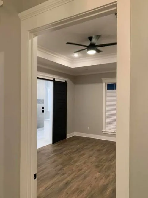 InteriorPhoto for House Plan #906122