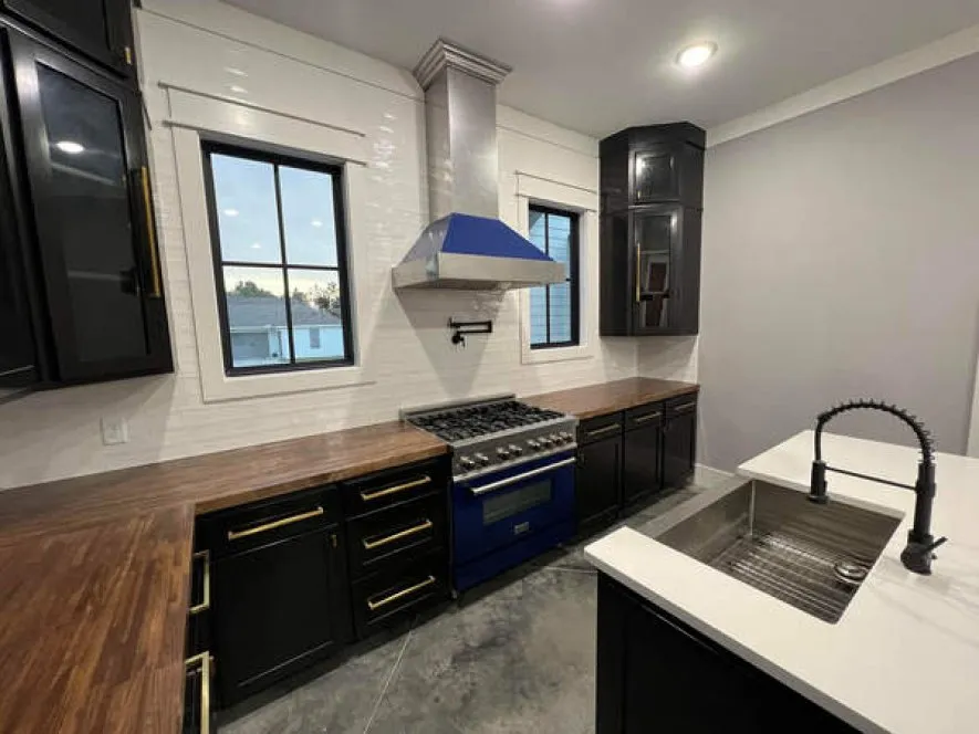 InteriorPhoto for House Plan #309691