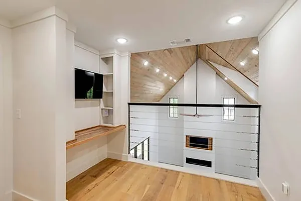 InteriorPhoto for House Plan #309691