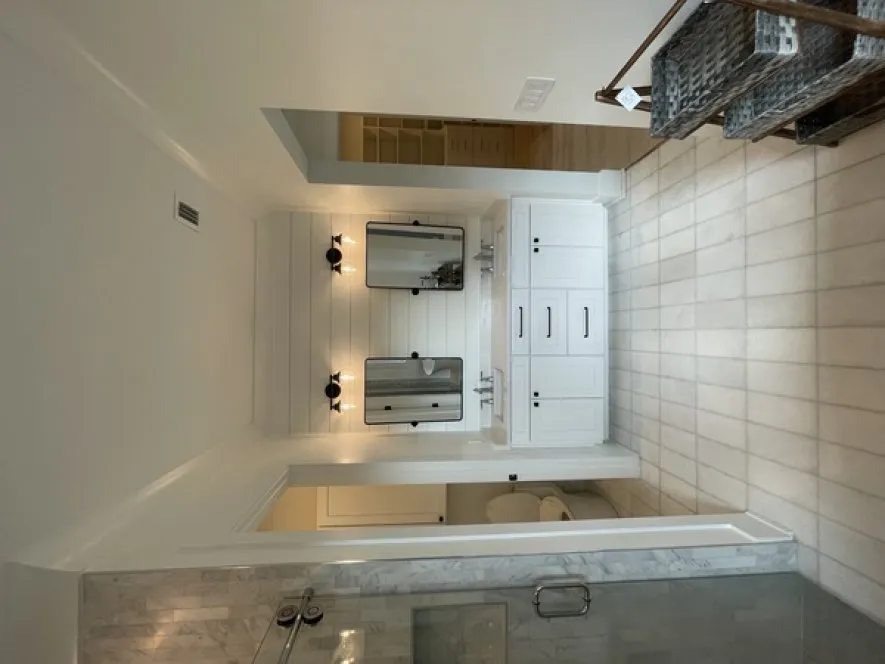 InteriorPhoto for House Plan #822892